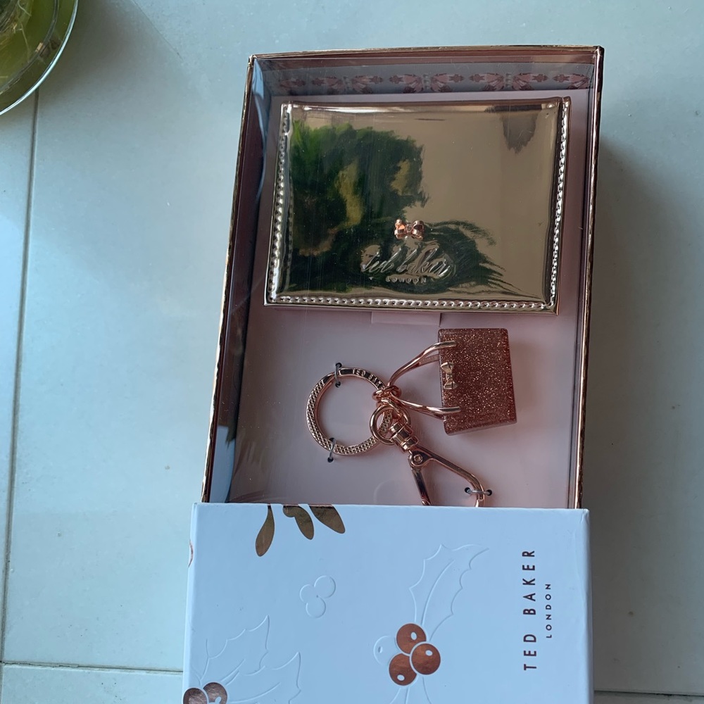 Ted baker card holder & key ring